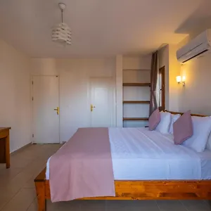 Villa Infinity Opal